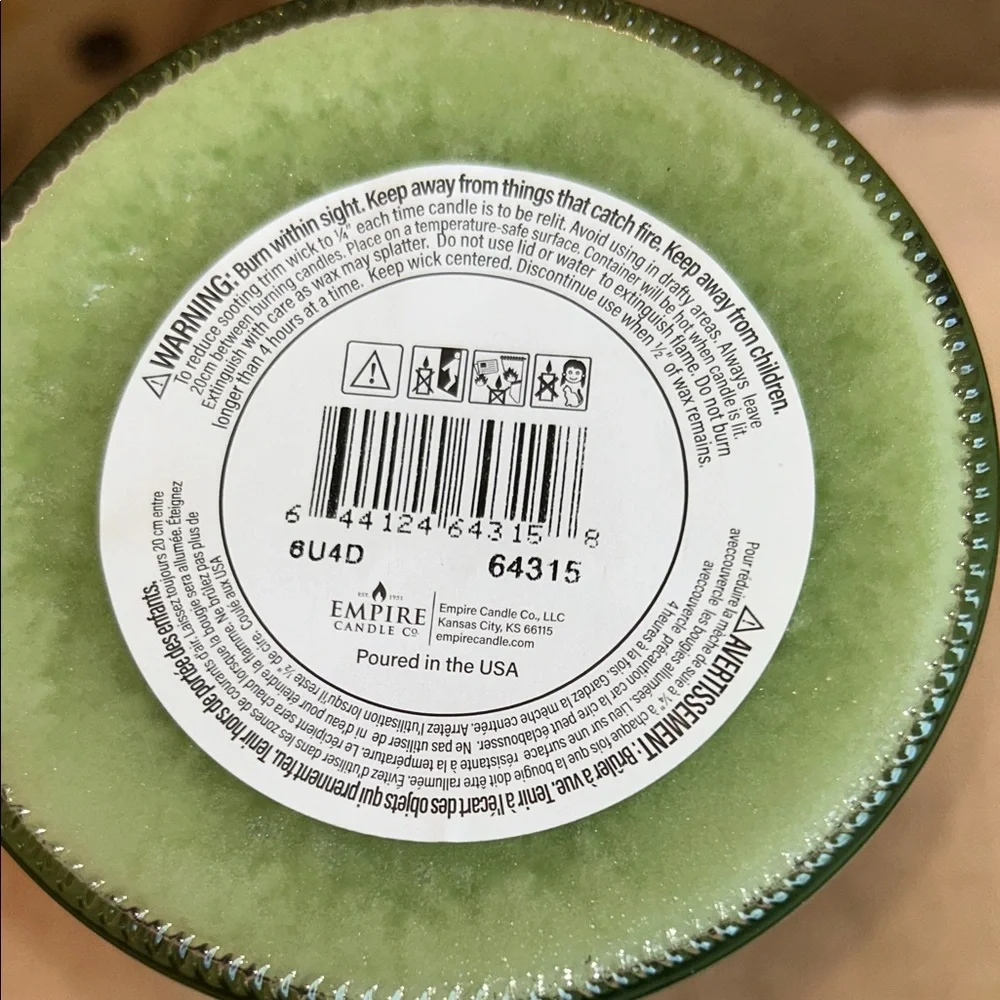 Tuscany Candle soothing eucalyptus